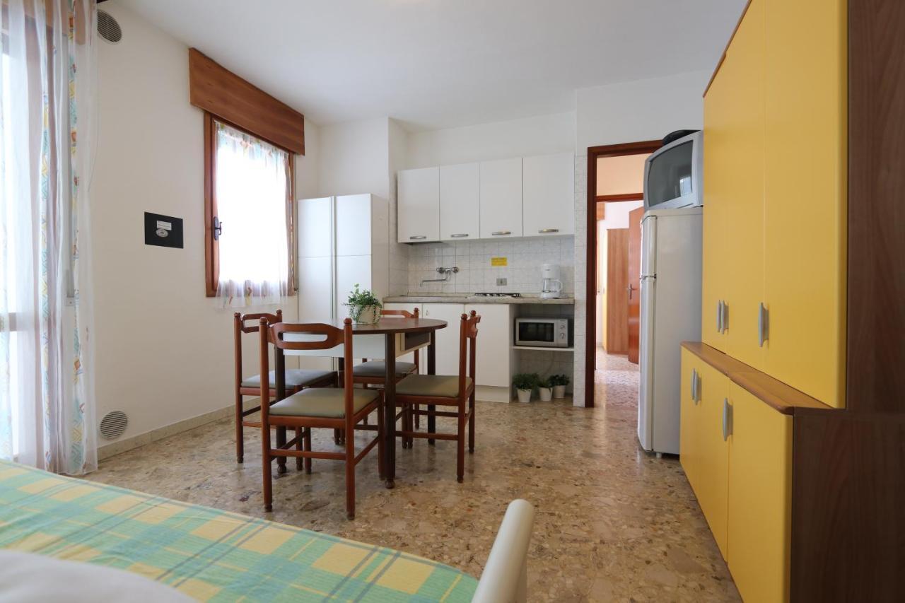 Appartamenti Fiordalisi Bibione Esterno foto